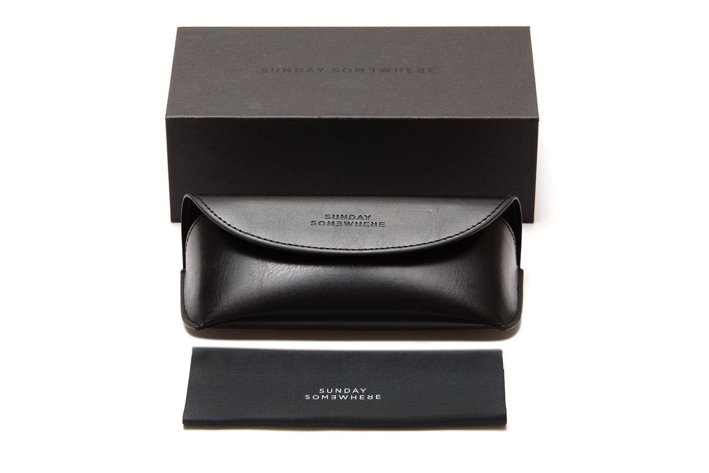 SU0002 - Premium Sunglass Case