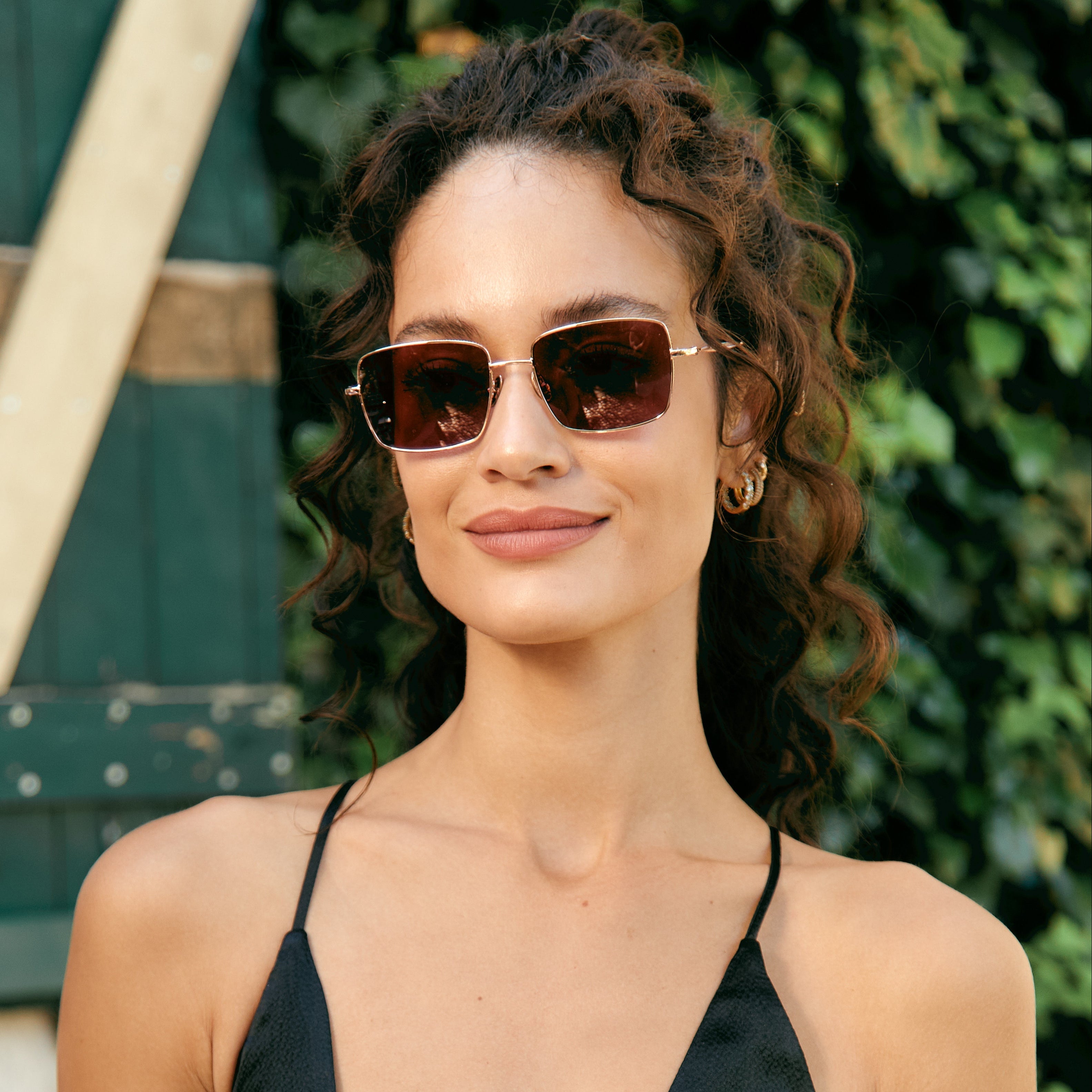 Begona in Plum