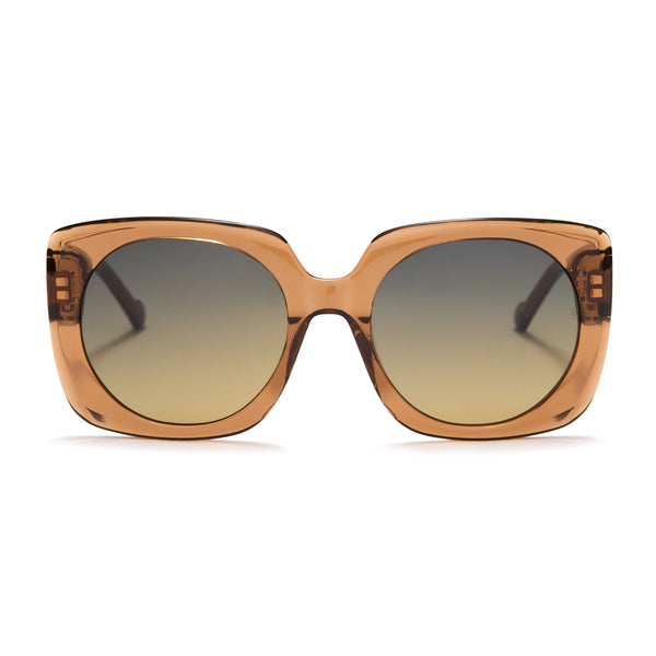 Daphne in Butterscotch